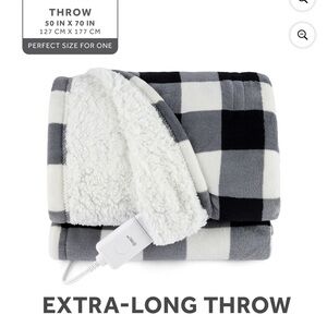 Sunbeam Black and White Heated Throw